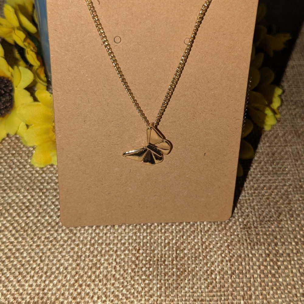 Elegant Gold Butterfly Pendant Necklace